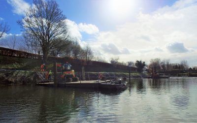 Penton Hook Marina - Site Visit 050319 (5) - Enhanced Pontoon with excavator repairing reiver embankment