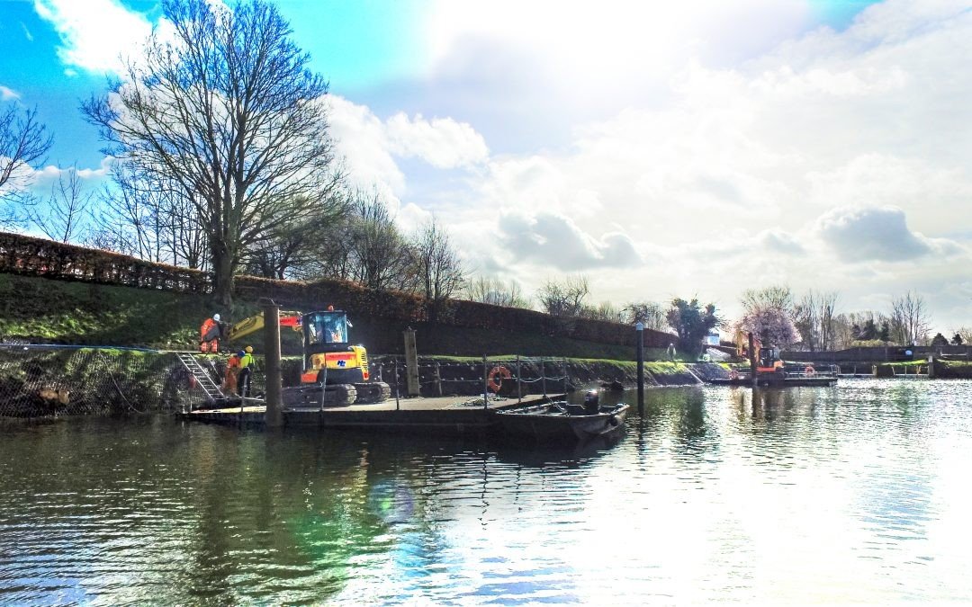 Penton Hook Marina, Chertsey