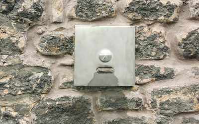 Skinnerburn Road, New Plate on wall 050 - enhanced Plate-Drain and load plate