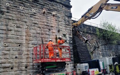 Ashton-Under-Lyne 27 - Enhanced Platipus Anchors on railway bridge abutment in Greater Manchester