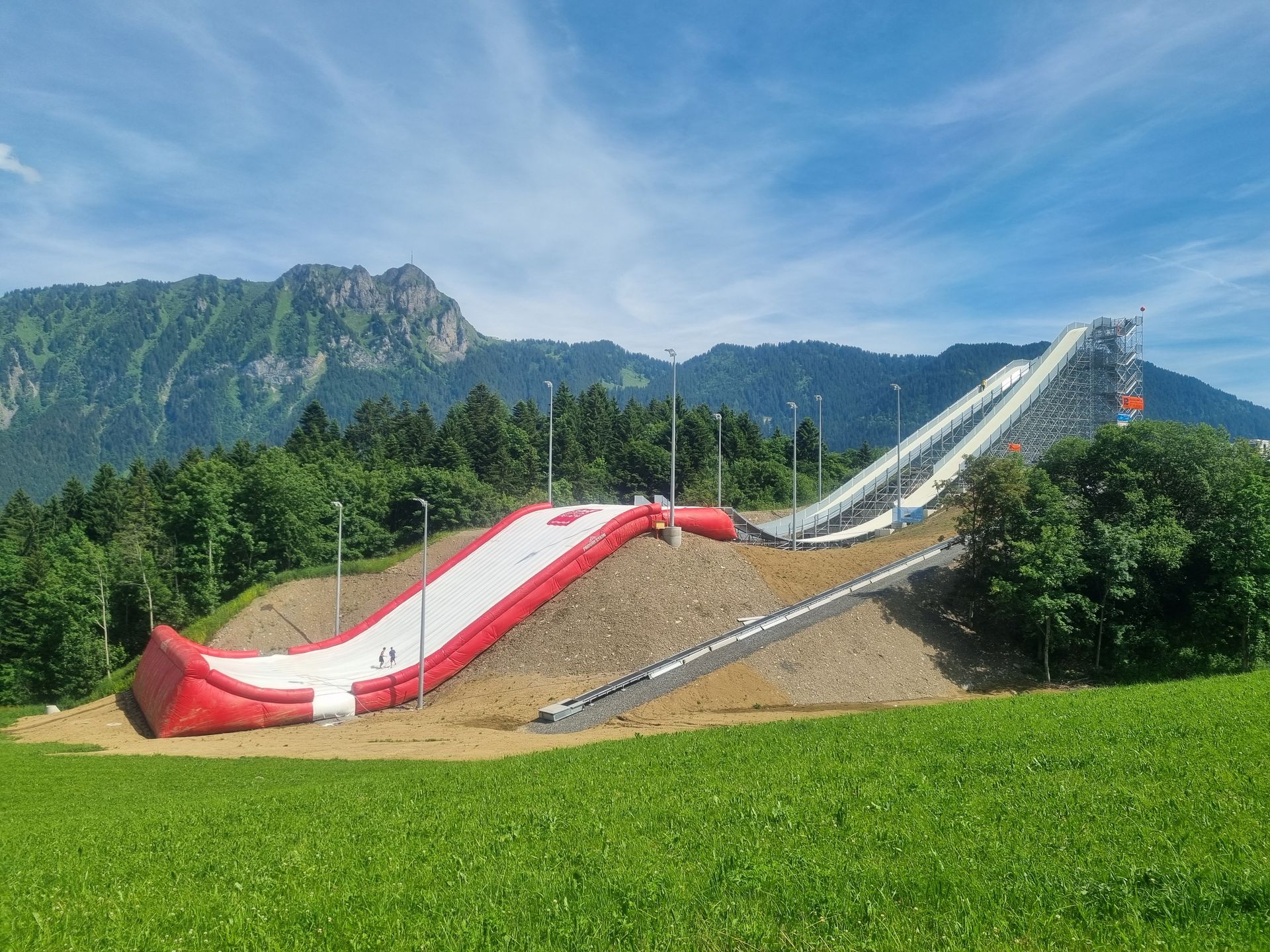 Ski Jump Bag (1) Leysin Ski Jump Airbag in Switzerland