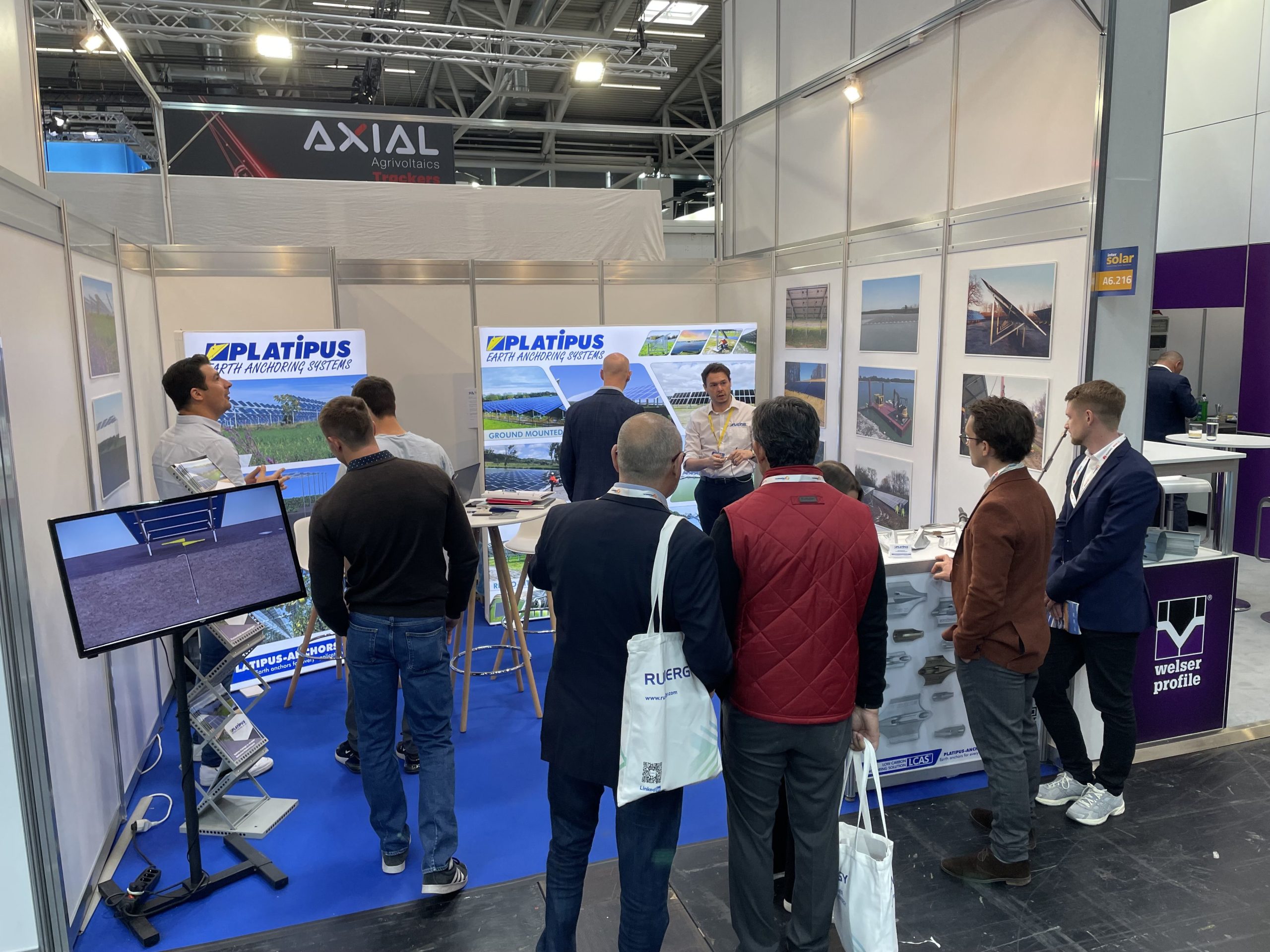 Intersolar 2025 - 14 Crowd around Platipus Anchors stand at Intersolar Europe 2025